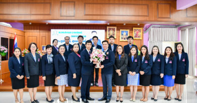 ต้อนรับ ดร.ภูมิสิษฐ์ สุคนธวงศ์ ผู้อำนวยการโรงเรียนโพธิสารพิทยากร ต้อนรับ ดร.ภูมิสิษฐ์ สุคนธวงศ์ ผู้อำนวยการโรงเรียนโพธิสารพิทยากร