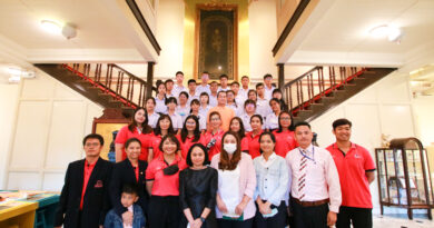 แผนการเรียนเตรียมนิติ-รัฐศาสตร์ ศึกษาแหล่งเรียนรู้พิพิธภัณฑ์พระบาทสมเด็จพระปกเกล้าเจ้าอยู่หัวและนิทรรศน์รัตนโกสินทร์ แผนการเรียนเตรียมนิติ-รัฐศาสตร์ ศึกษาแหล่งเรียนรู้พิพิธภัณฑ์พระบาทสมเด็จพระปกเกล้าเจ้าอยู่หัวและนิทรรศน์รัตนโกสินทร์
